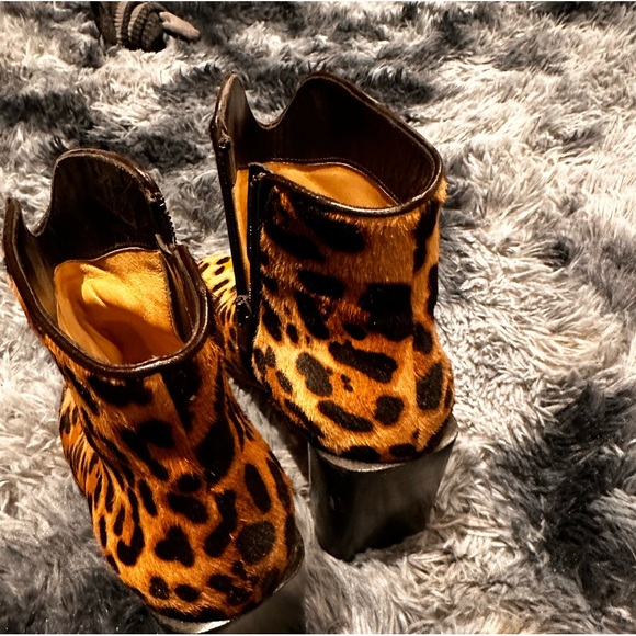 christian louboutin cheetah booties 37.5 - Picture 3 of 5